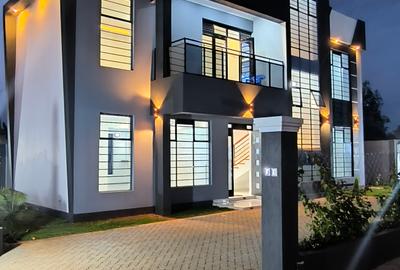 5 Bed Townhouse with En Suite at Ruiru - Kiganjo Road - Thika Road