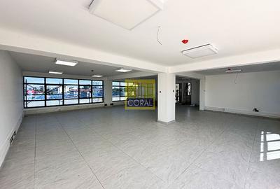 1,000 ft² Office with Backup Generator in Parklands - 2