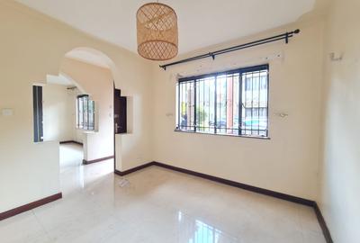 4 Bed Townhouse with En Suite at Off Brooke Side Drive - 4