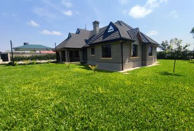 3 Bed House with En Suite in Cianda - 2