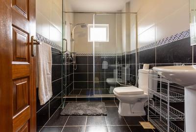 Furnished 2 Bed Apartment with En Suite in Westlands Area - 4