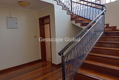 4 Bed House with En Suite in Kiambu Road - 2