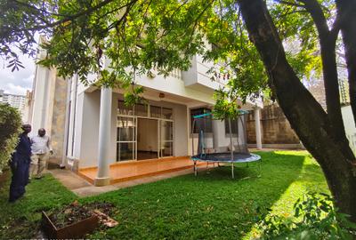 4 Bed Townhouse with En Suite at Lavington