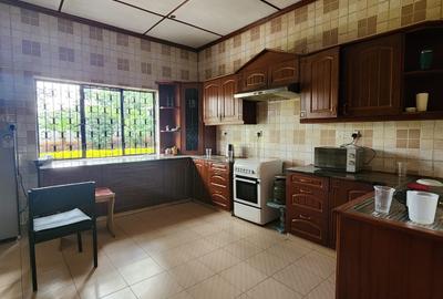 5 Bed House with En Suite in Karen