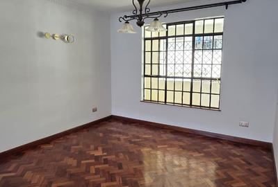 3 Bed Apartment with En Suite in Lavington - 3