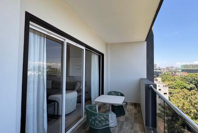 Serviced 2 Bed Apartment with En Suite in Riverside - 2