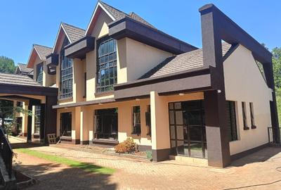7 Bed House with En Suite at Nyari