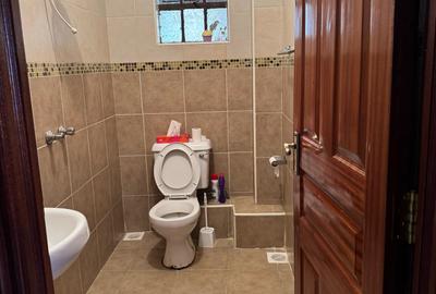 2 Bed Apartment with En Suite in Lavington