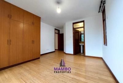 3 Bed Apartment with En Suite at Riverside Drive
