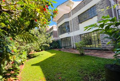 5 Bed Townhouse with En Suite at Shanzu