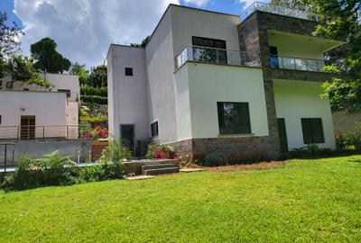 5 Bed House with En Suite in Loresho
