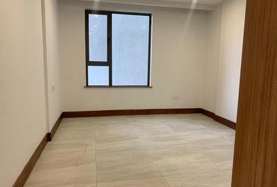 3 Bed Apartment with En Suite in Westlands Area - 3