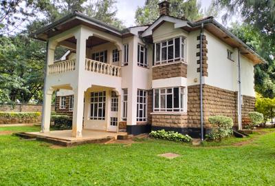 5 Bed Townhouse with En Suite in Lavington