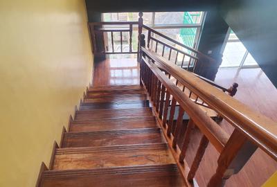 4 Bed Apartment with En Suite in Lavington