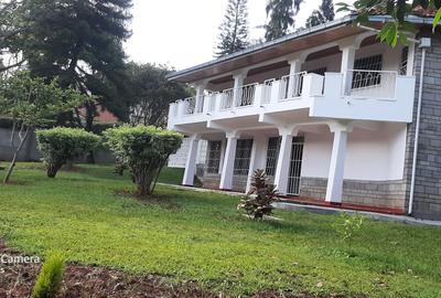 6 Bed House with Staff Quarters in Gigiri