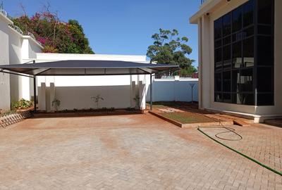 5 Bed House with En Suite in Kitisuru