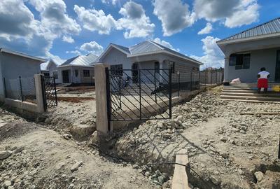 4 Bed House with En Suite at Kitengela Isinya Road