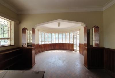 1,513 ft² Commercial Property with Service Charge Included at Muthithi Rd - 4