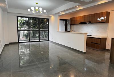 2 Bed Apartment with En Suite in Riverside
