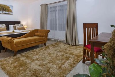 6 Bed House with En Suite at Hillcrest Dr - 3