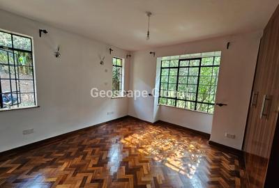 5 Bed Townhouse with En Suite in Karen