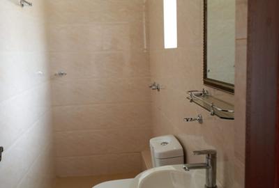 4 Bed Townhouse with En Suite in Kitisuru - 4