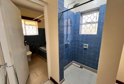 5 Bed Townhouse with Backup Generator in Loresho - 3