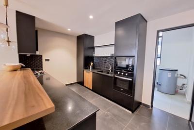 Furnished 3 Bed Apartment with En Suite at Brookside Drive - 3