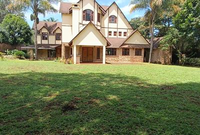 4 Bed House with En Suite in Runda