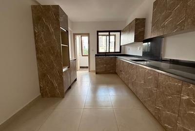 3 Bed Apartment with En Suite at East Church Road - 4