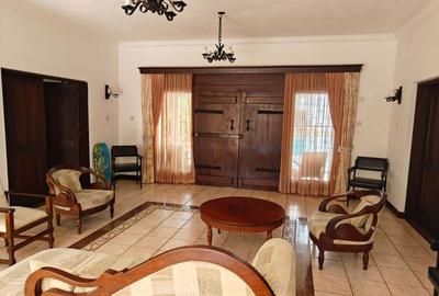 5 Bed House with En Suite at Kiambu Road