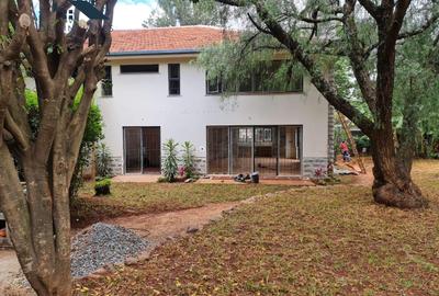 4 Bed House with En Suite at Lavington