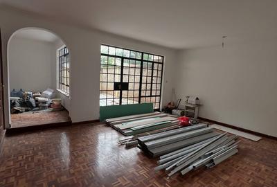 4 Bed Townhouse with En Suite at James Gichuru - 3