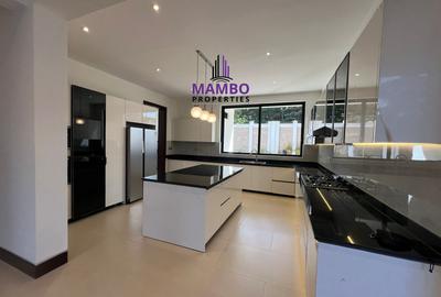 6 Bed Townhouse with En Suite at Peponi Rd - 3