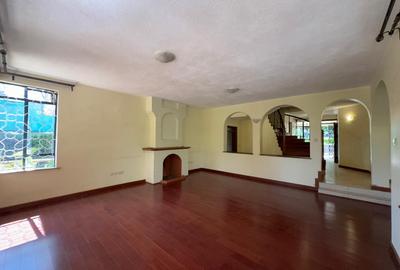 4 Bed House with En Suite in Runda - 2