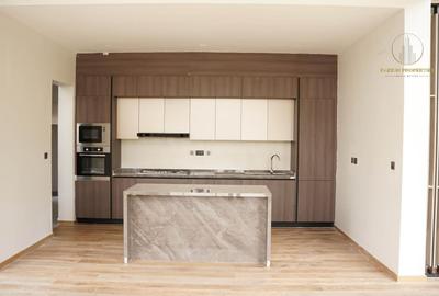 5 Bed House with En Suite in Runda - 3