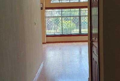 4 Bed House with En Suite in Runda - 4