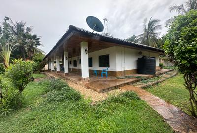 4 Bed Villa with En Suite at Diani Beach Road
