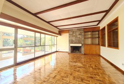 5 Bed House with En Suite in Thigiri
