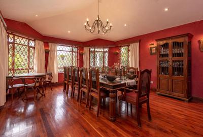 5 Bed House with Swimming Pool in Runda - 3