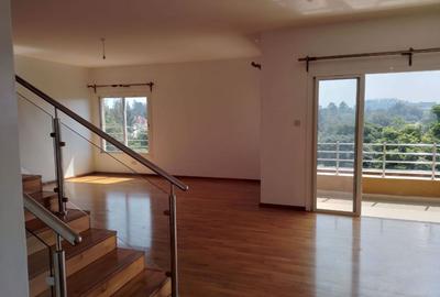 4 Bed Apartment with En Suite in Kileleshwa