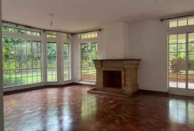 5 Bed Townhouse with En Suite in Rosslyn - 3