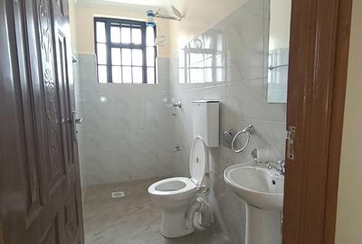 Studio Apartment with Parking at Gitaru - 3