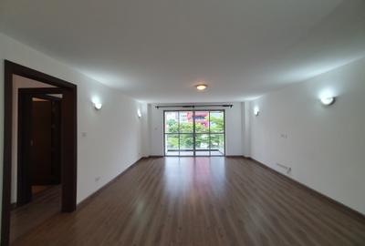 2 Bed Apartment with En Suite at Ojijo Road