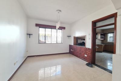 4 Bed Townhouse with En Suite at Brookside Drive