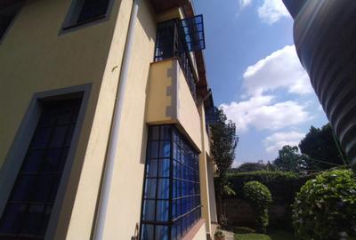 4 Bed Villa with En Suite in Lavington