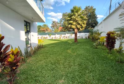 5 Bed House with En Suite at Runda - 4