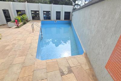 3 Bed Apartment with En Suite in Lavington