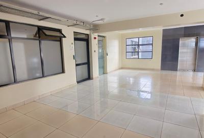 6,068 ft² Commercial Property with Fibre Internet in Westlands Area - 4