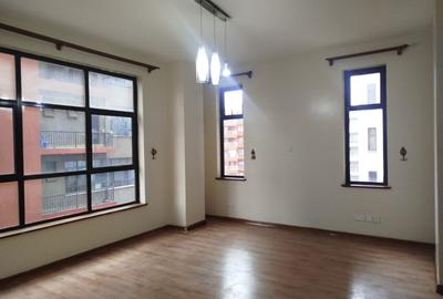 4 Bed Apartment with En Suite in Westlands Area - 4